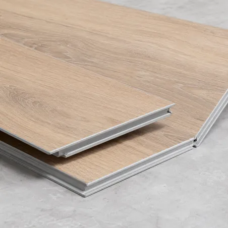 Wood-look rigid-core SPC planks